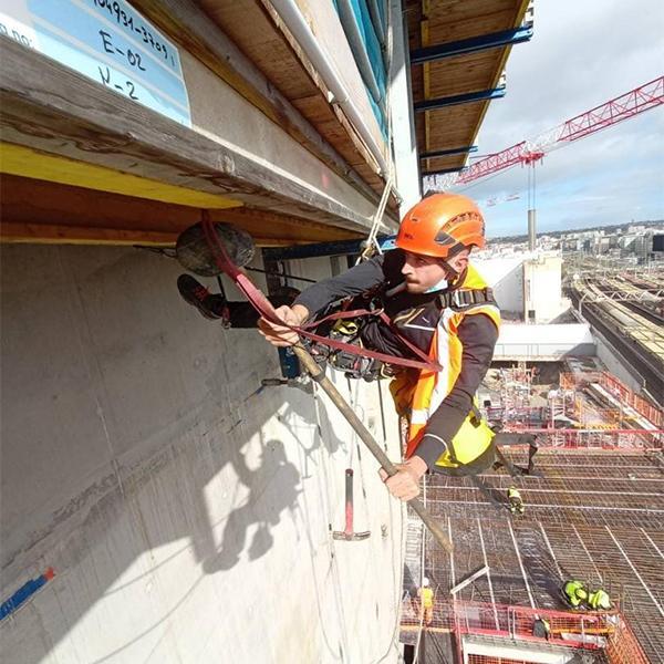 Ecolution sur chantier de construction